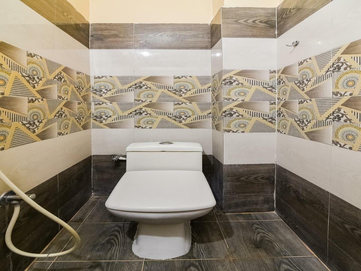 Hôtel Ramesh Residency à Anantapur Extérieur photo
